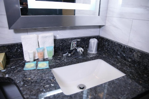 7 Days Hotel image 19