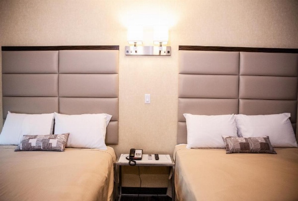 7 Days Hotel image 31